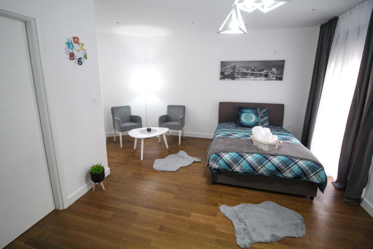 Aria Apartmani Podgorica Exteriör bild